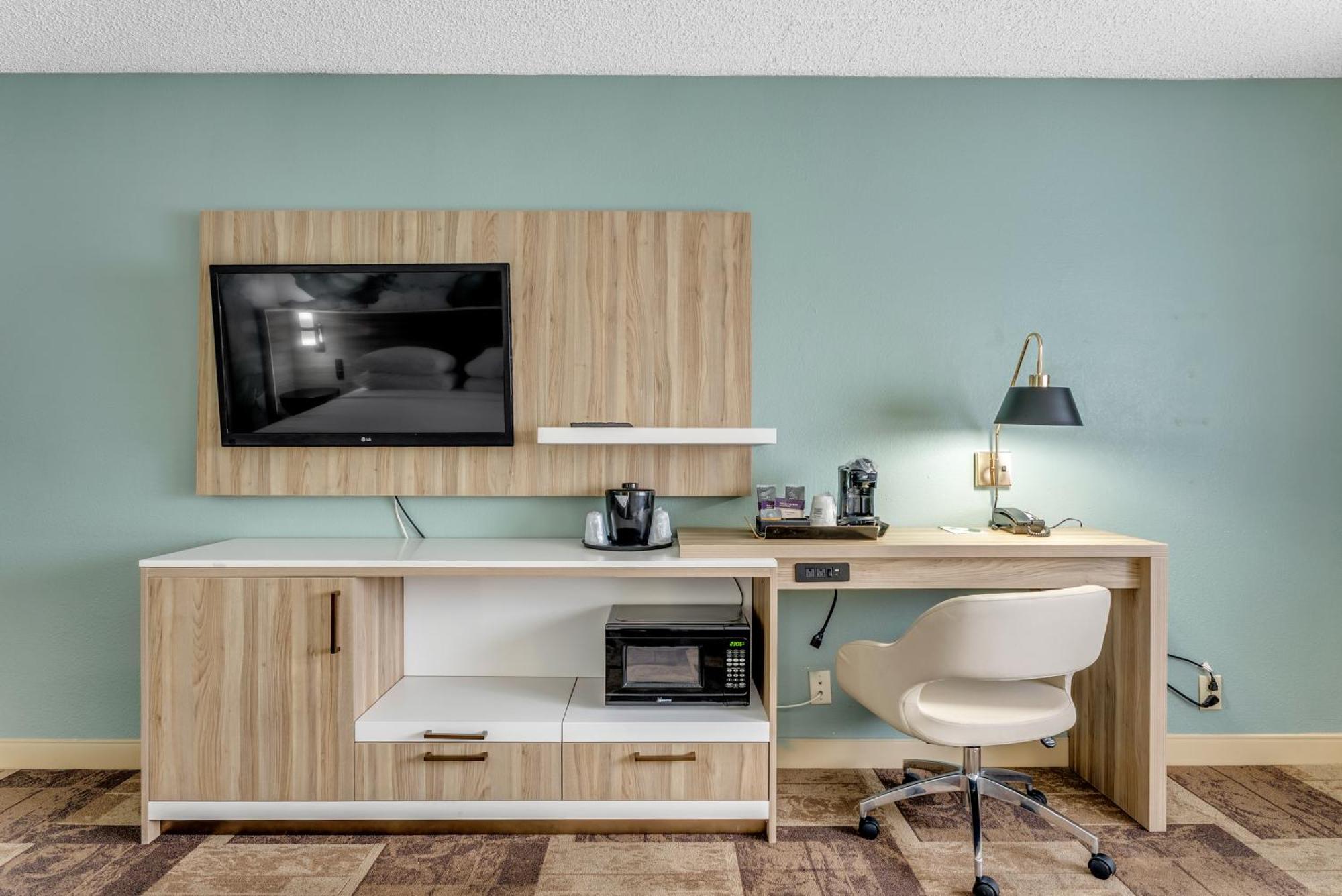 Wyndham Garden Newark Fremont Silicon Valley Екстериор снимка