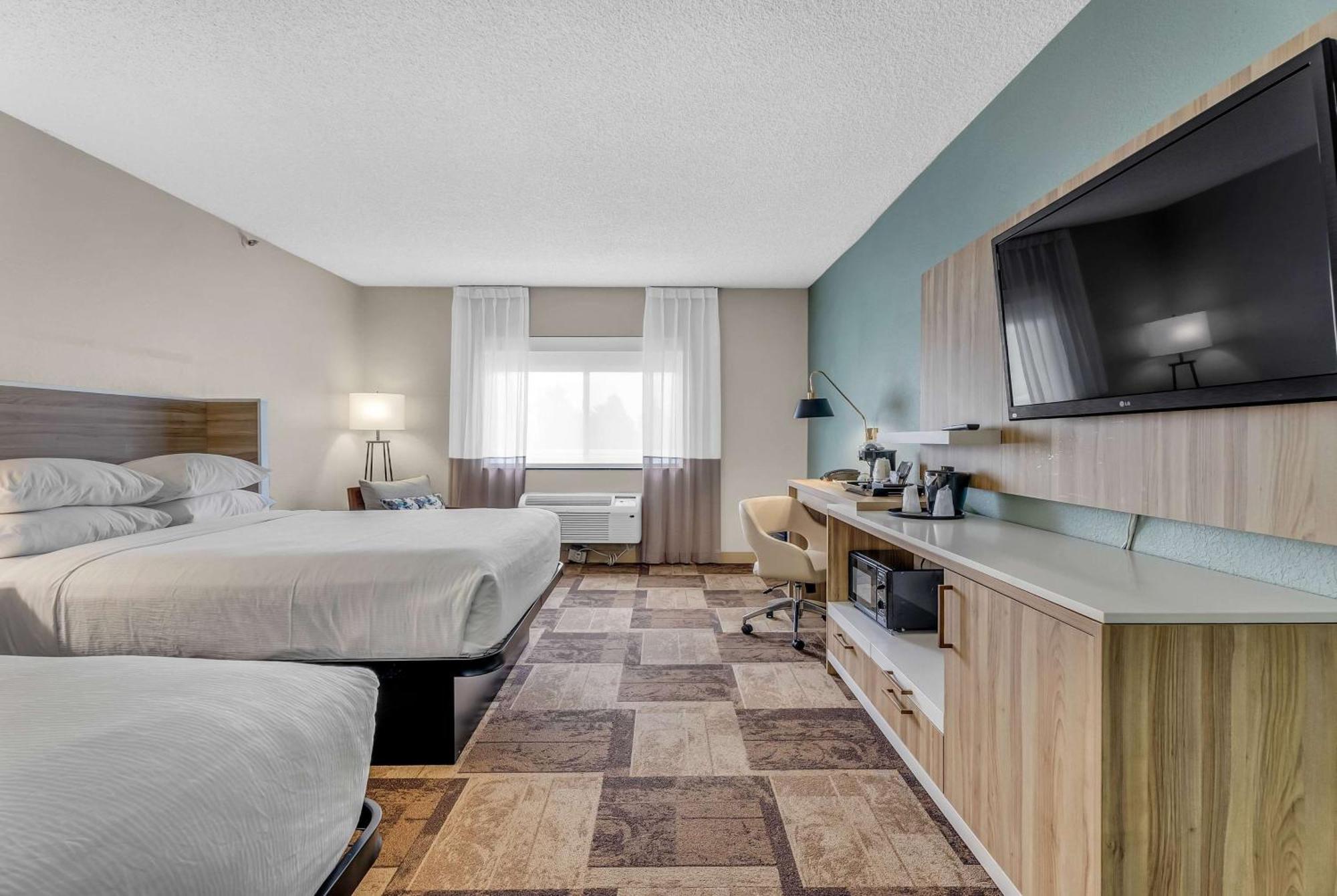 Wyndham Garden Newark Fremont Silicon Valley Екстериор снимка