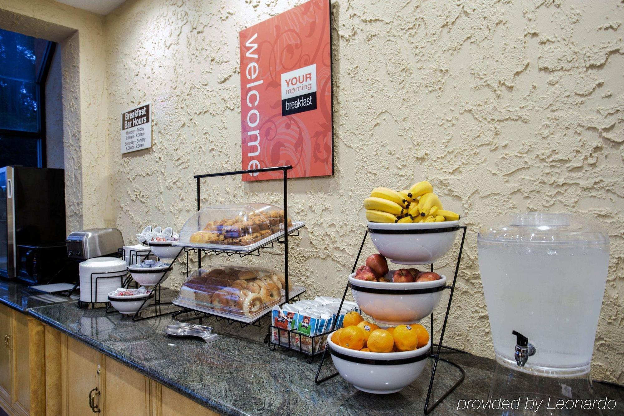 Wyndham Garden Newark Fremont Silicon Valley Екстериор снимка